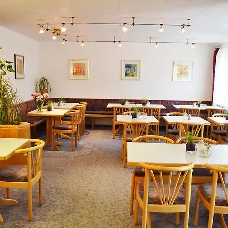 瑞莱克斯酒店 酒店