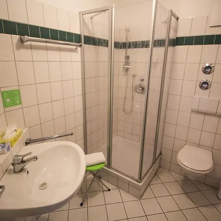 Relax 3* Singen